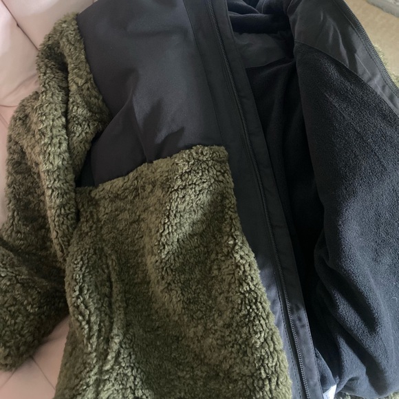 Jacket - Picture 3 of 5